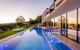 Hüttenhof - Wellnesshotel&Luxus-Bergchalets - Adults only